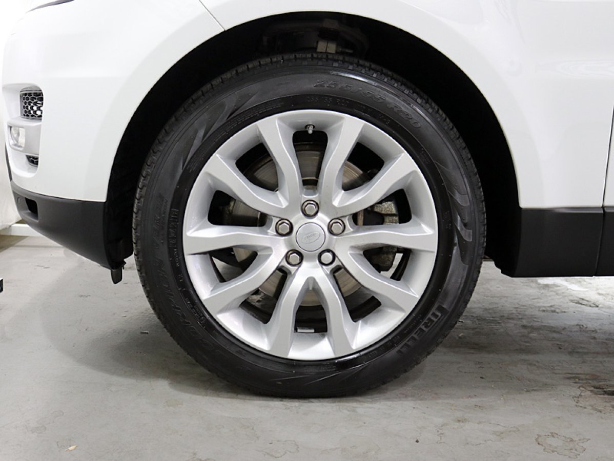 Foto Land-Rover Range Rover Sport 44