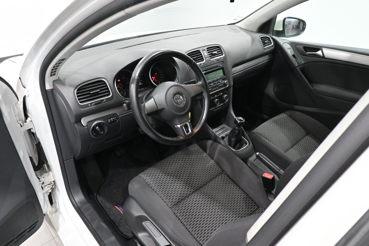 Foto Volkswagen Golf 9