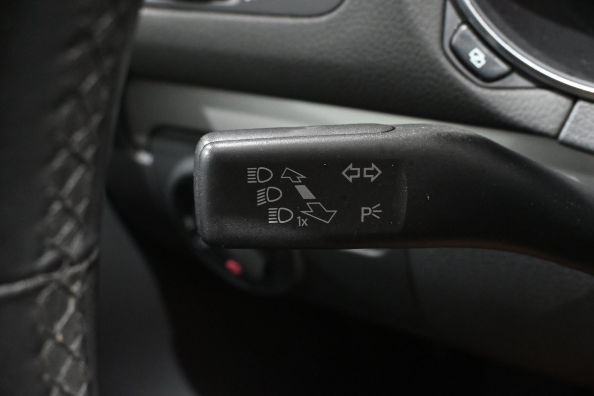 Foto Volkswagen Golf 18