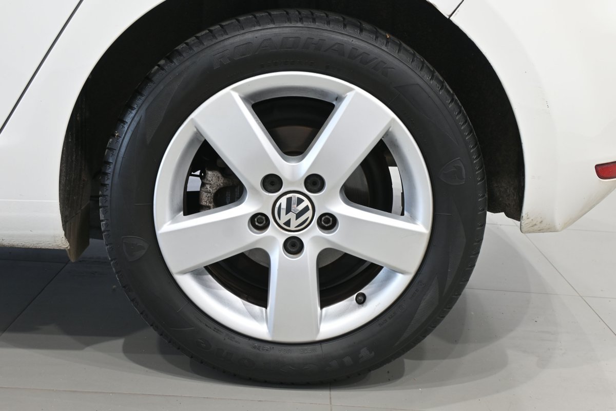 Foto Volkswagen Golf 23