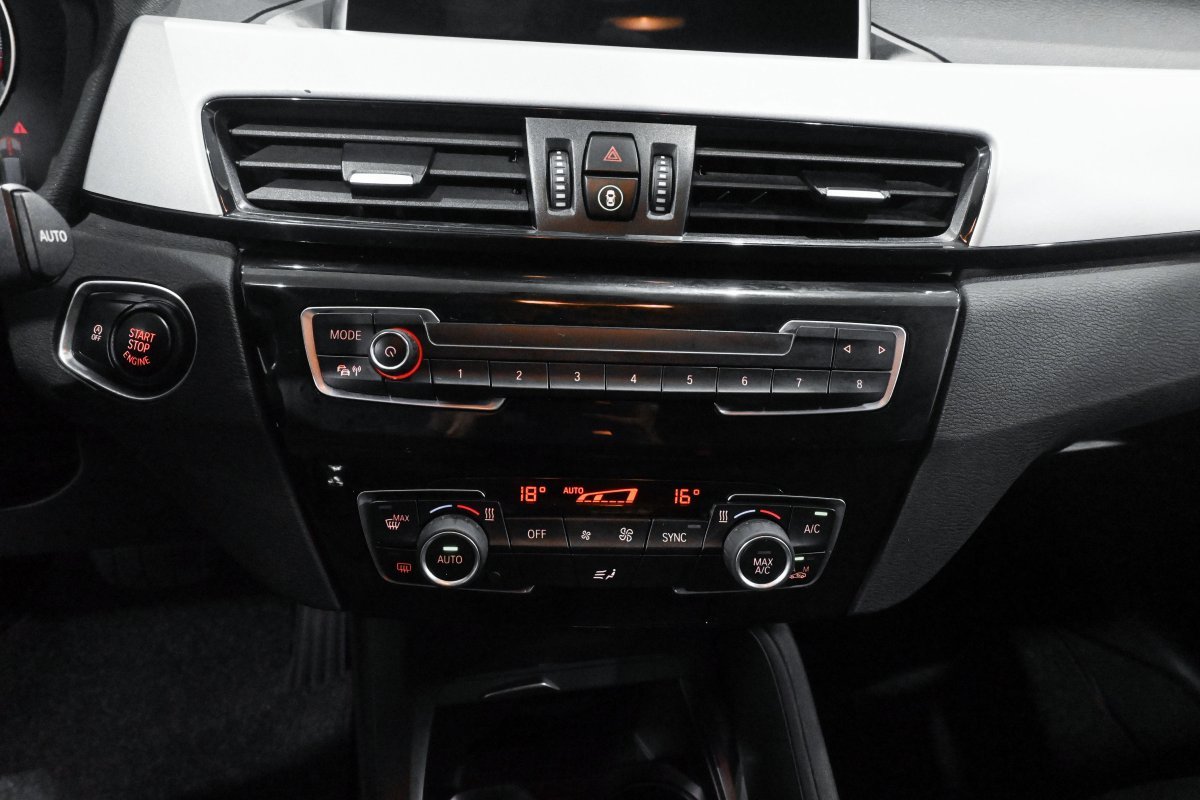 Foto BMW X1 10