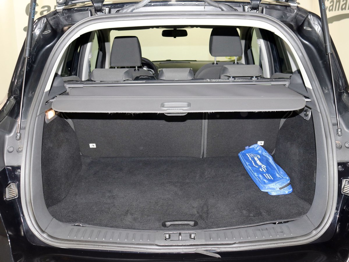 Foto Ford Kuga 7