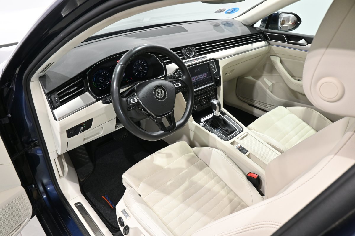 Foto Volkswagen Passat 9