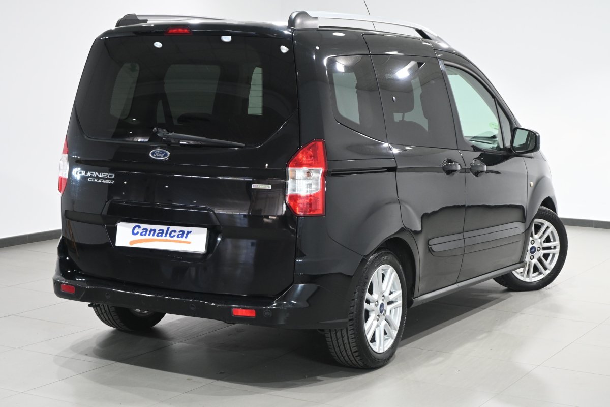 Foto Ford Tourneo Courier 4