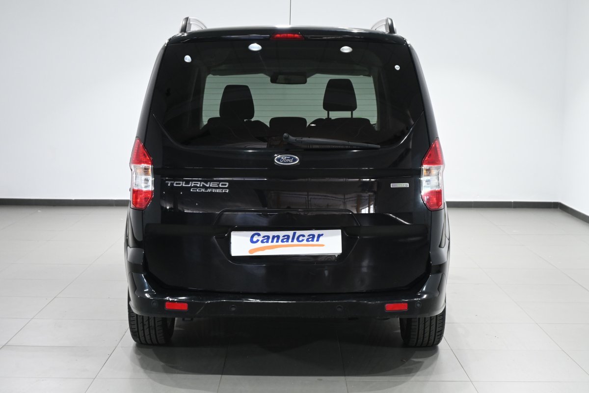 Foto Ford Tourneo Courier 5