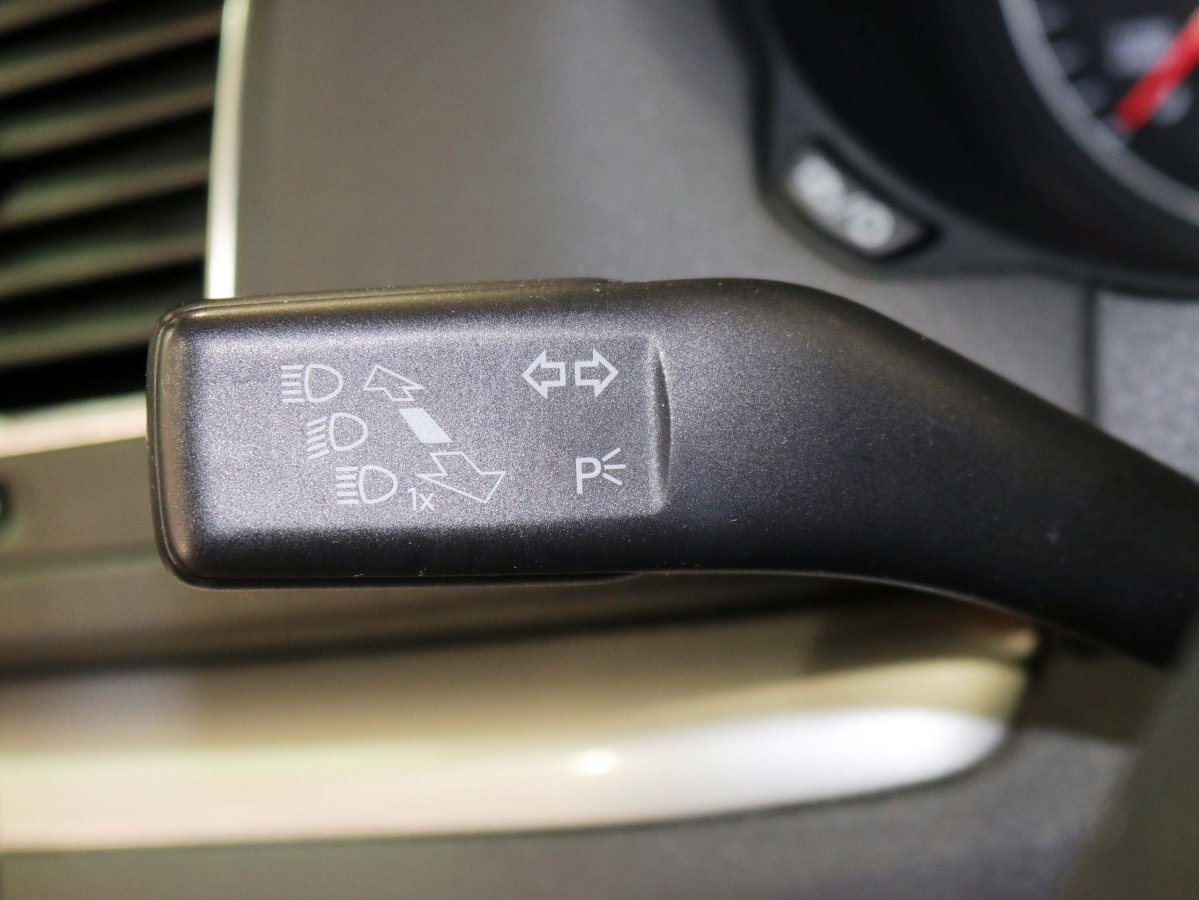 Foto Volkswagen Sharan 28