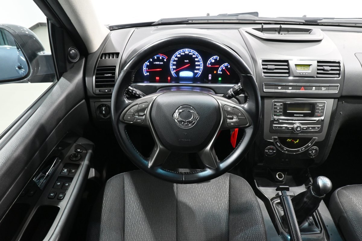 Foto SsangYong Rexton 17