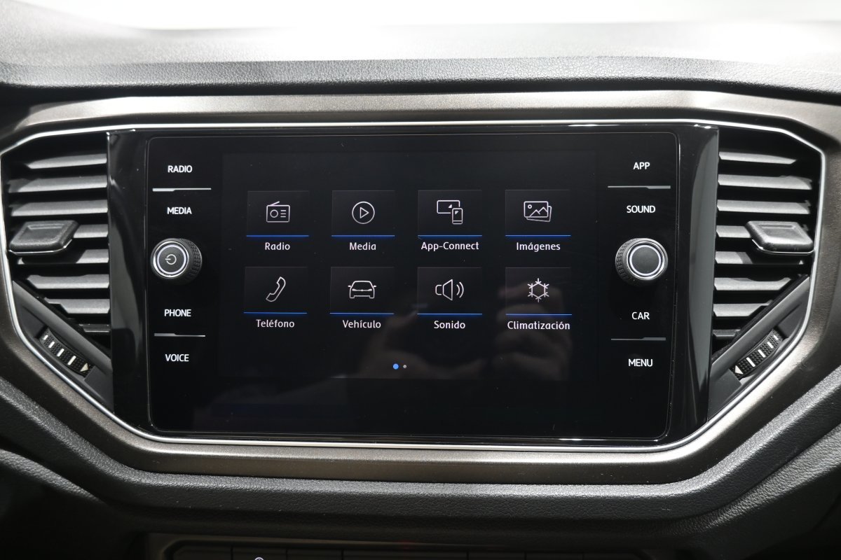 Foto Volkswagen T-Roc 15