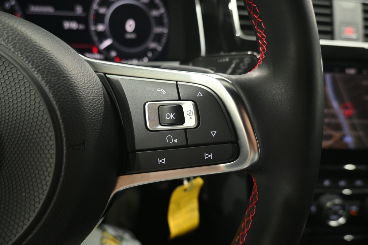 Foto Volkswagen Golf 22