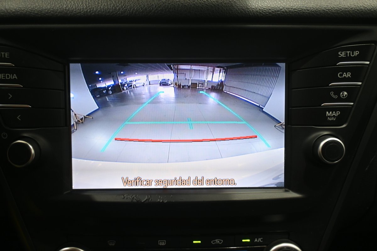 Foto Toyota Avensis 15