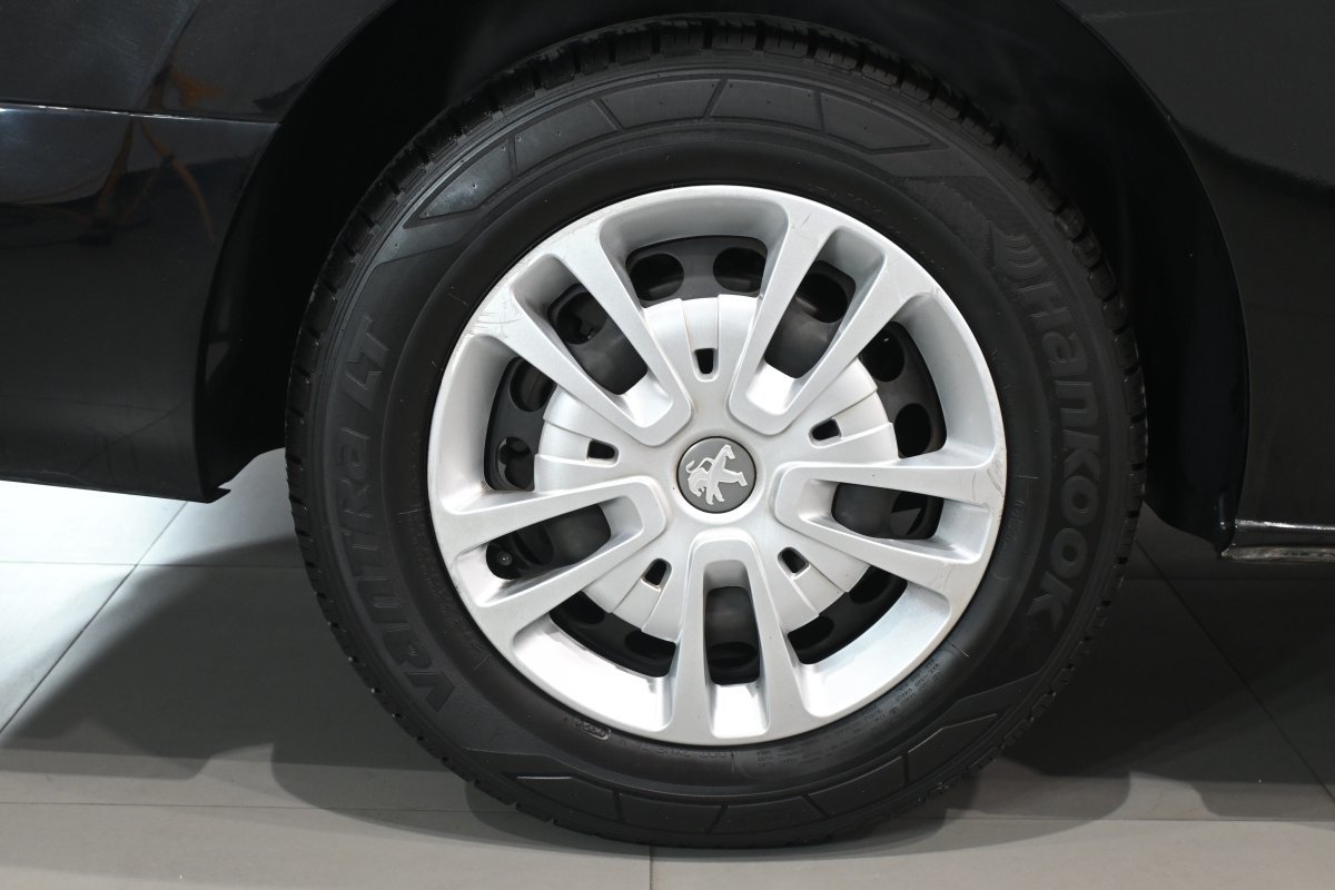 Foto Peugeot Traveller 29
