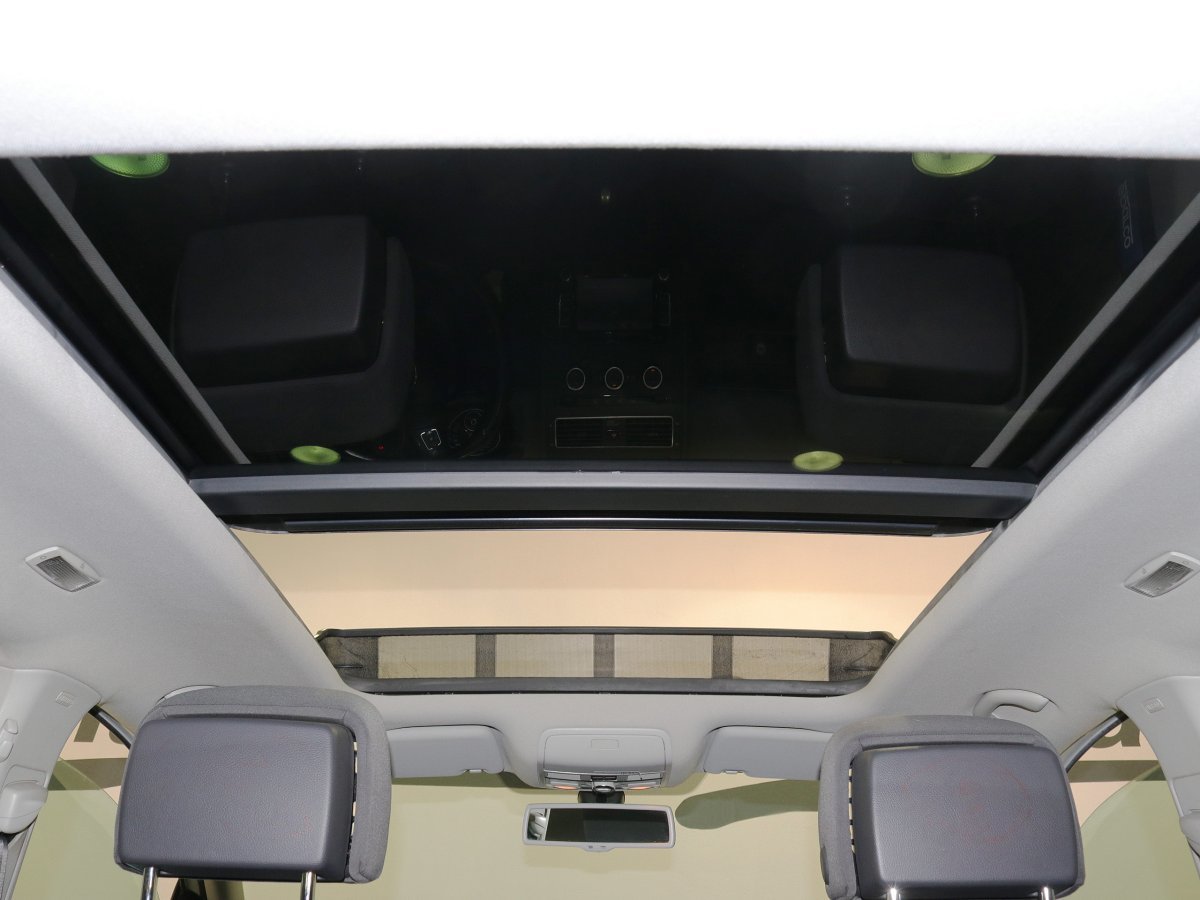 Foto Volkswagen Touran 19