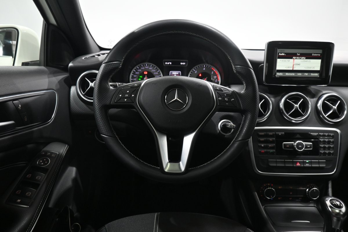 Foto Mercedes-Benz Clase A 18