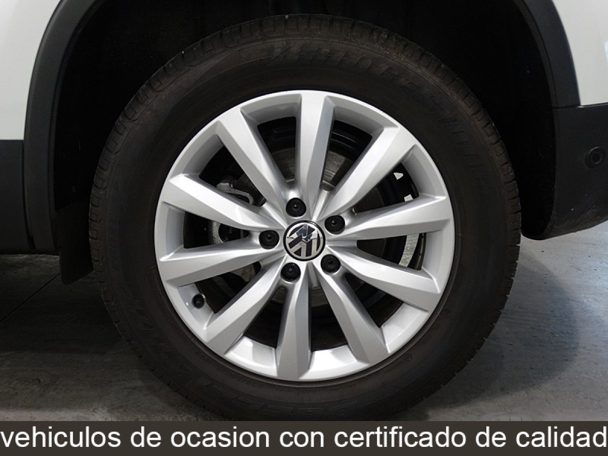 Foto Volkswagen Tiguan 25