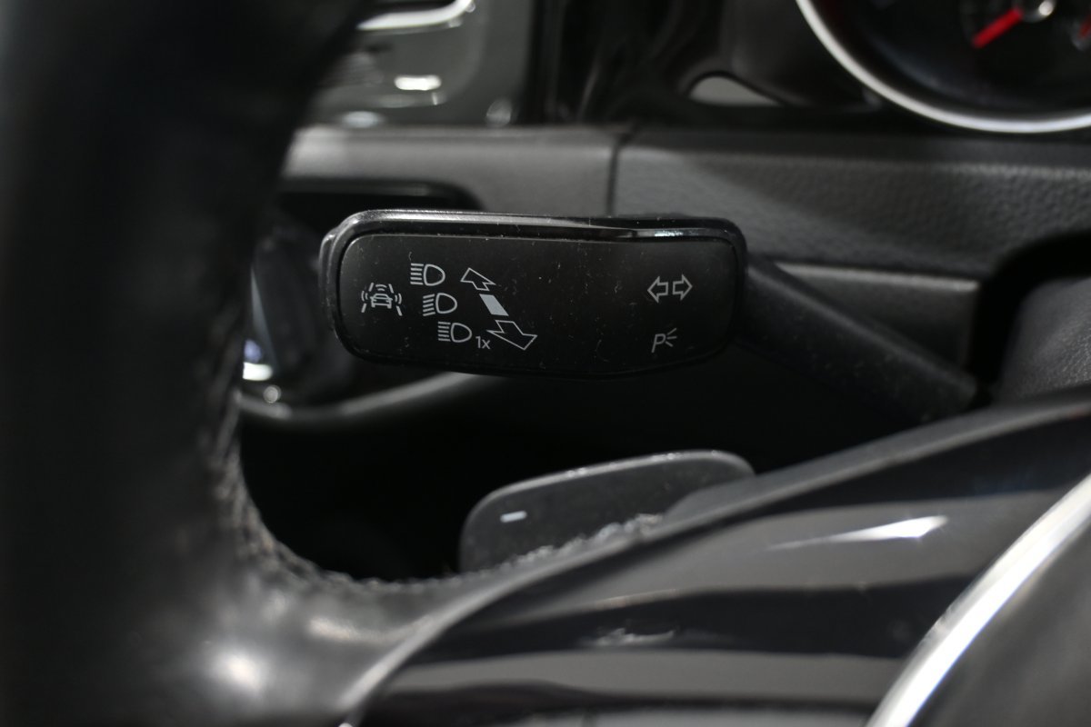 Foto Volkswagen Golf 23