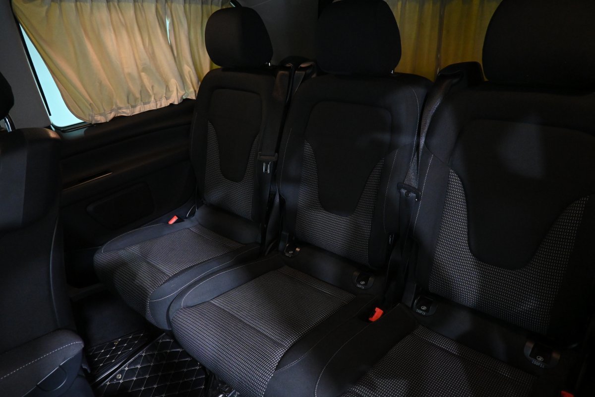 Foto Mercedes-Benz Clase V 12