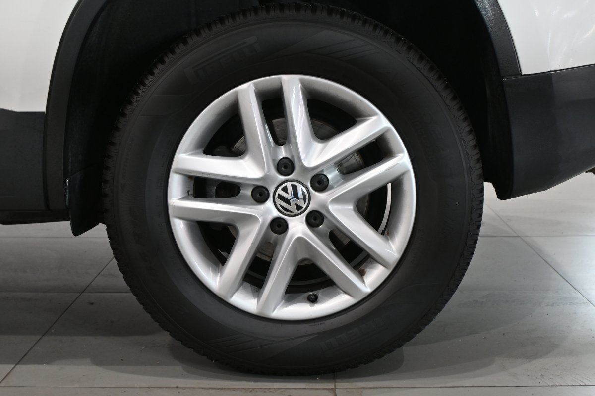 Foto Volkswagen Tiguan 25