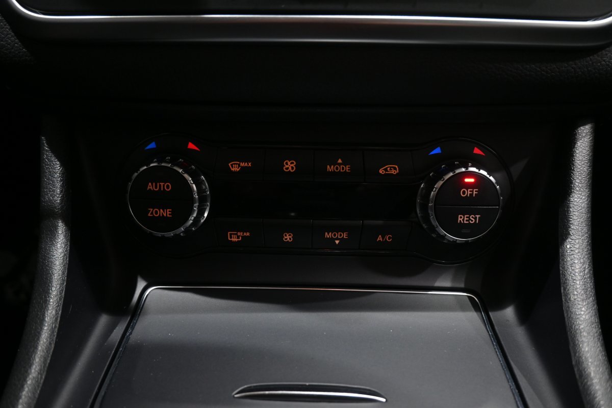 Foto Mercedes-Benz Clase CLA 18