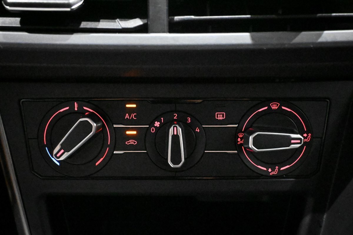 Foto Volkswagen Polo 15